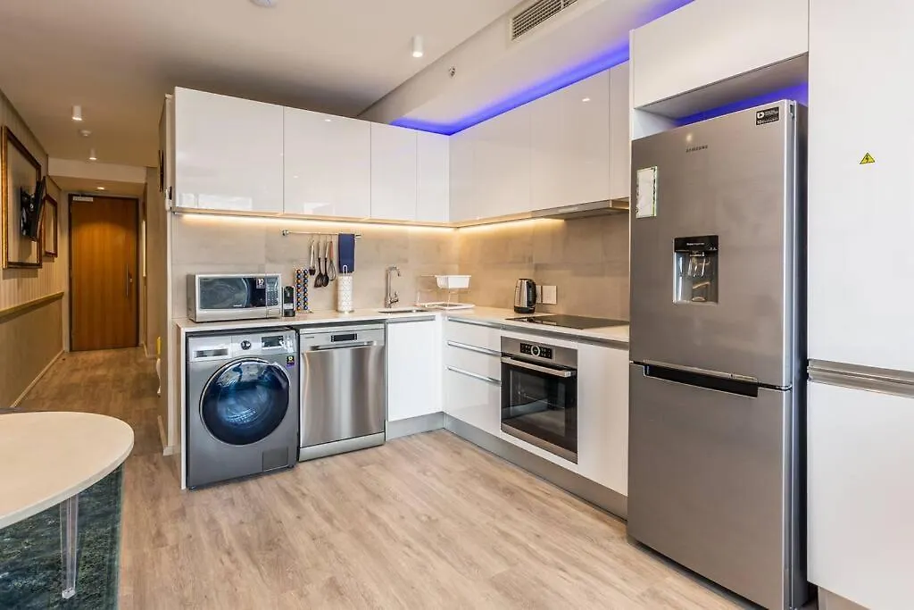 Luxurious 1 Bed Apartment With Stunning Views Cape Town
