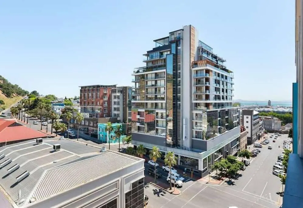 Luxurious 1 Bed Apartment With Stunning Views Cape Town